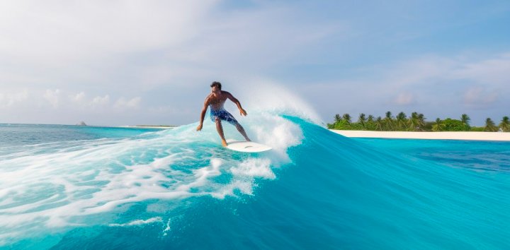 Когда и где поймать волну: серфинг на Мальдивах